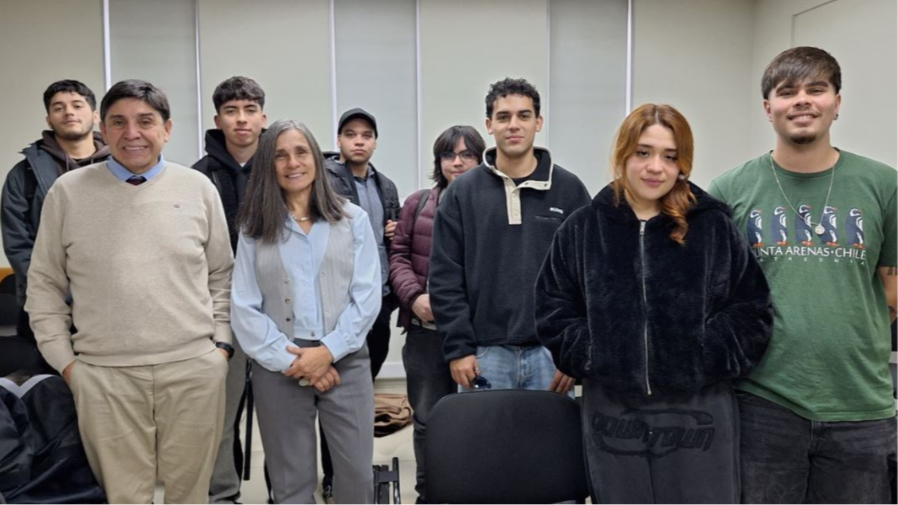 Imagen del artículo: Futuros Ingenieros Comerciales se preparan para los desafíos del mercado laboral