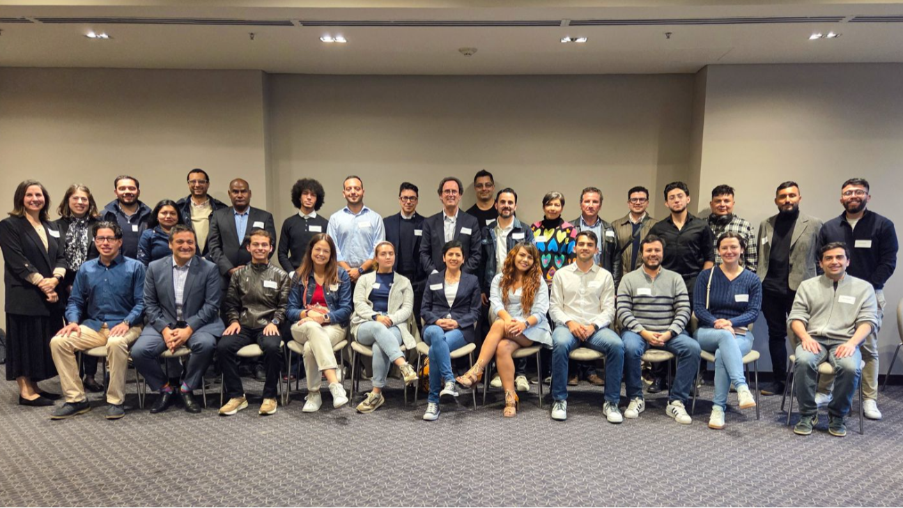 Imagen del artículo: Rector UC se reúne con exalumnos y estudiantes en Colomnia